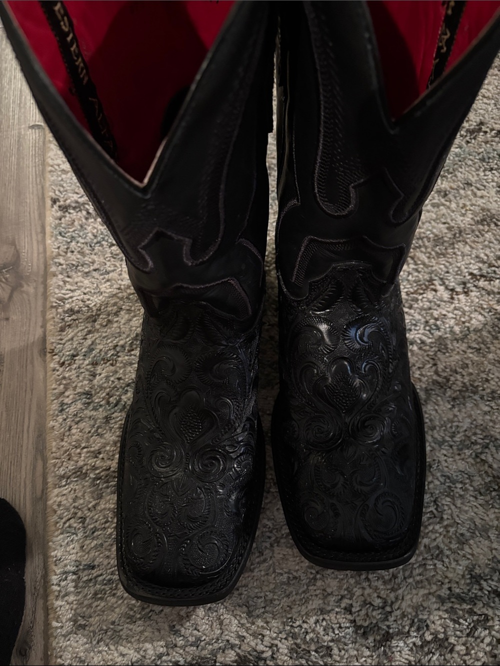 Black Men’s Tooled Leather Boots
